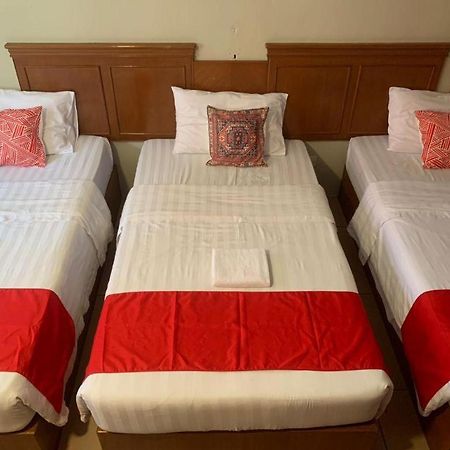 River Park Hotel Сибу Экстерьер фото