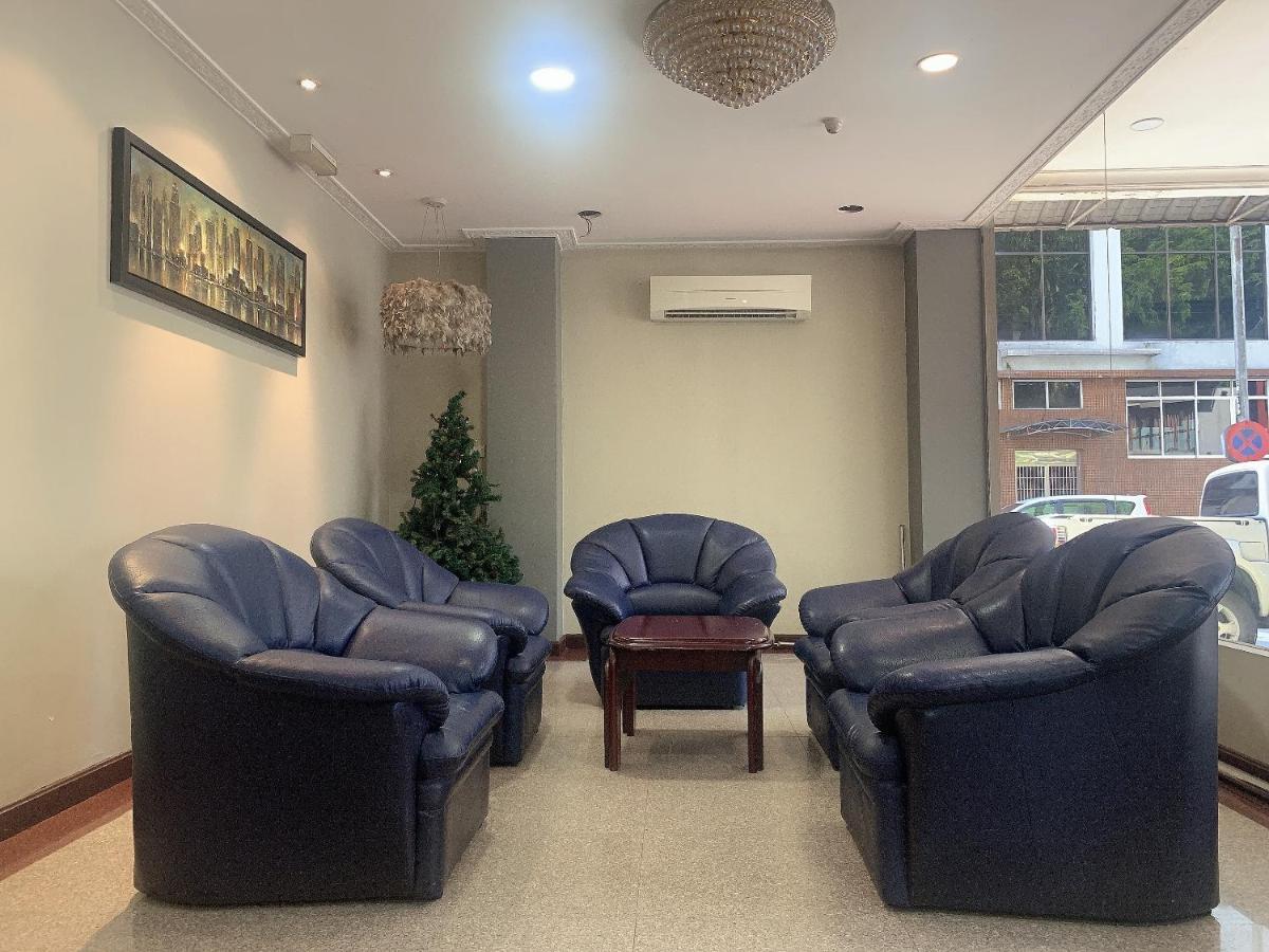 River Park Hotel Сибу Экстерьер фото