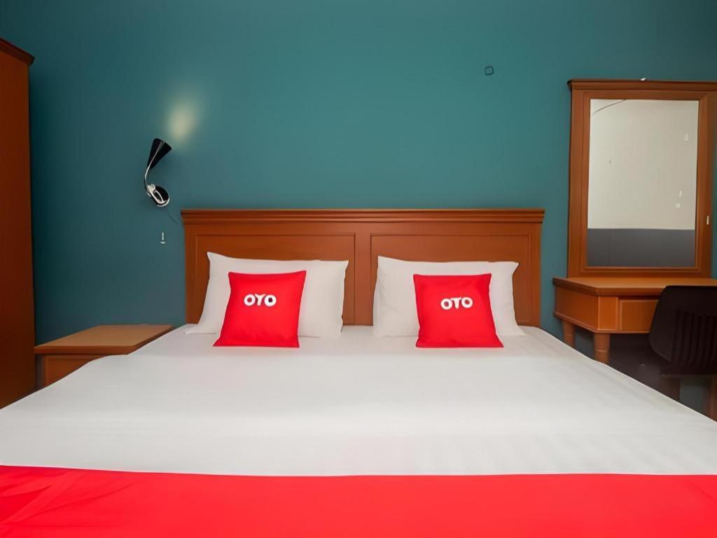 River Park Hotel Сибу Экстерьер фото