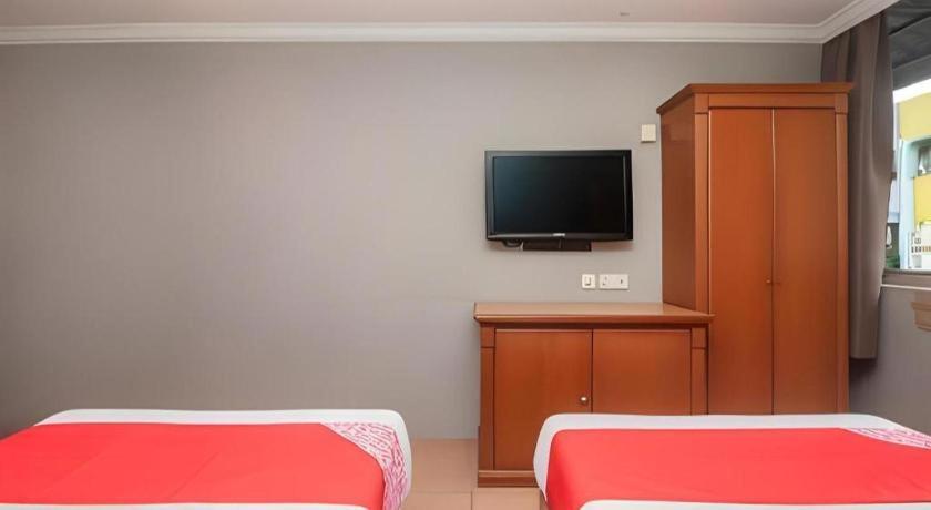 River Park Hotel Сибу Экстерьер фото