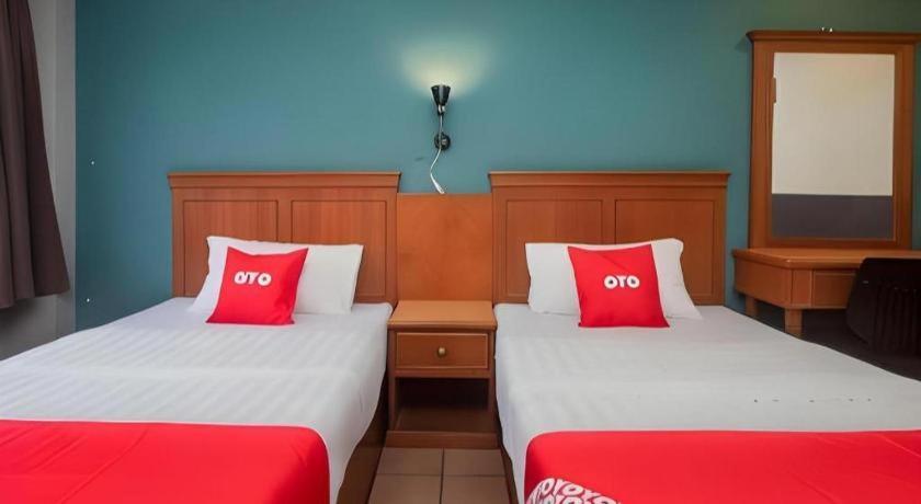 River Park Hotel Сибу Экстерьер фото